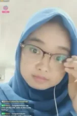 Karyawan Hijab Colmek Di Kantor